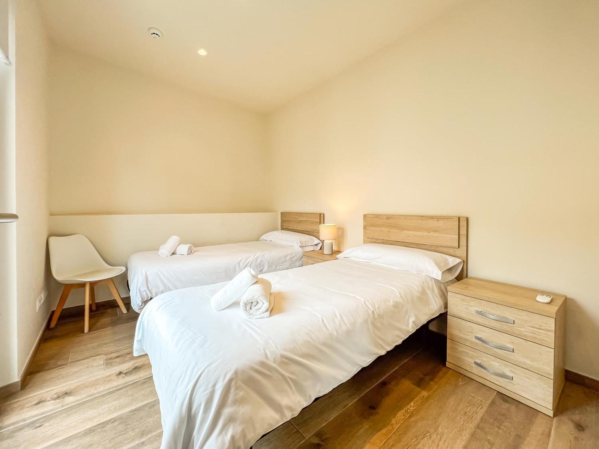 Can Cintet 21Nuevo Apartamento Moderno En Besalu Luaran gambar