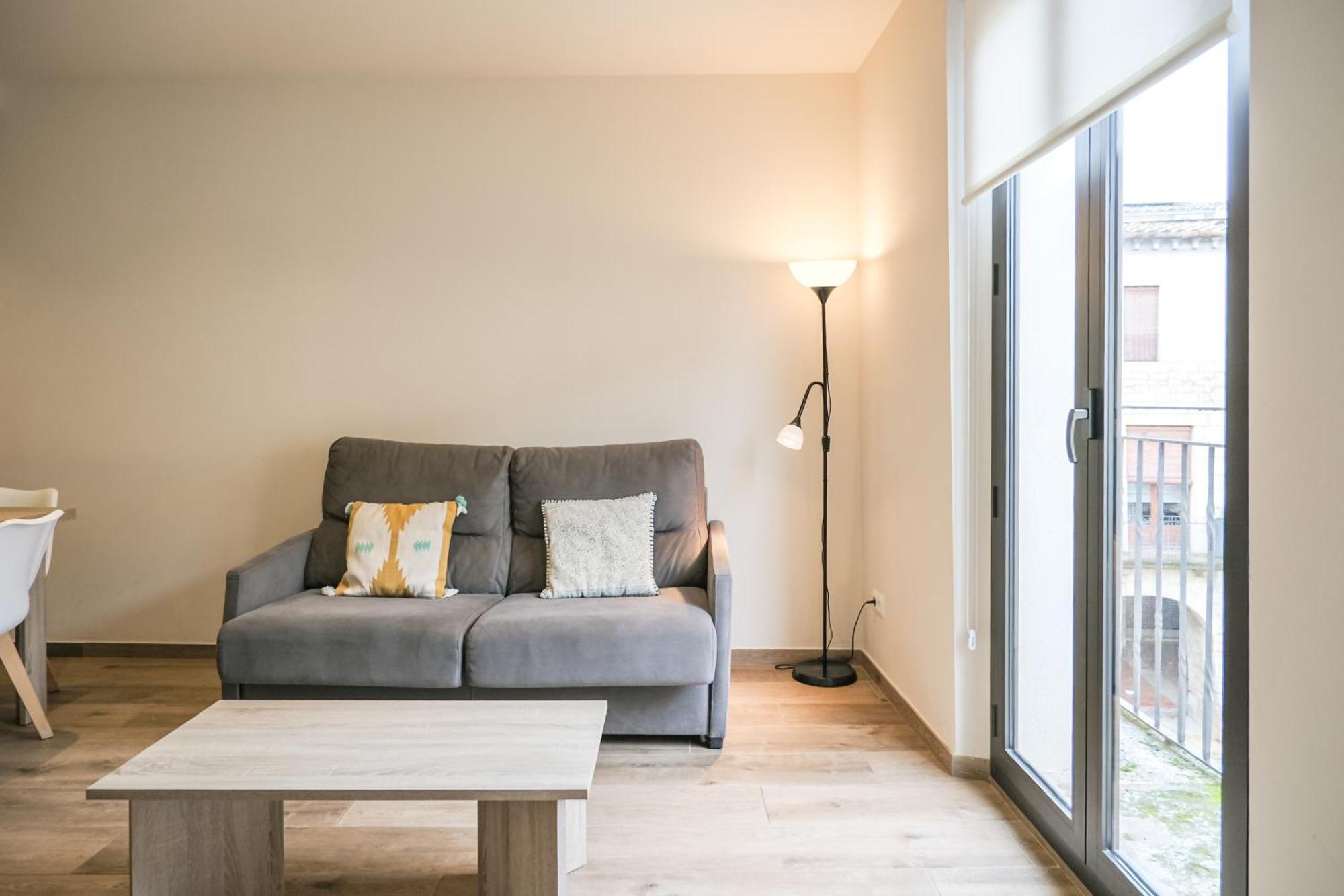 Can Cintet 21Nuevo Apartamento Moderno En Besalu Luaran gambar